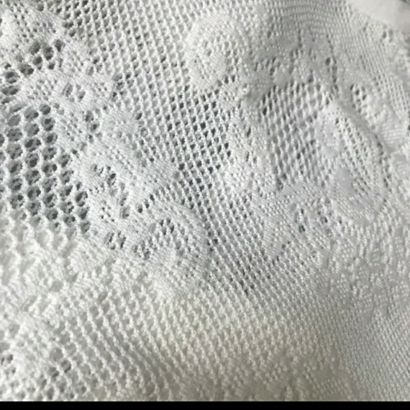 Beautiful lace pullover!! - Picture 7 of 12